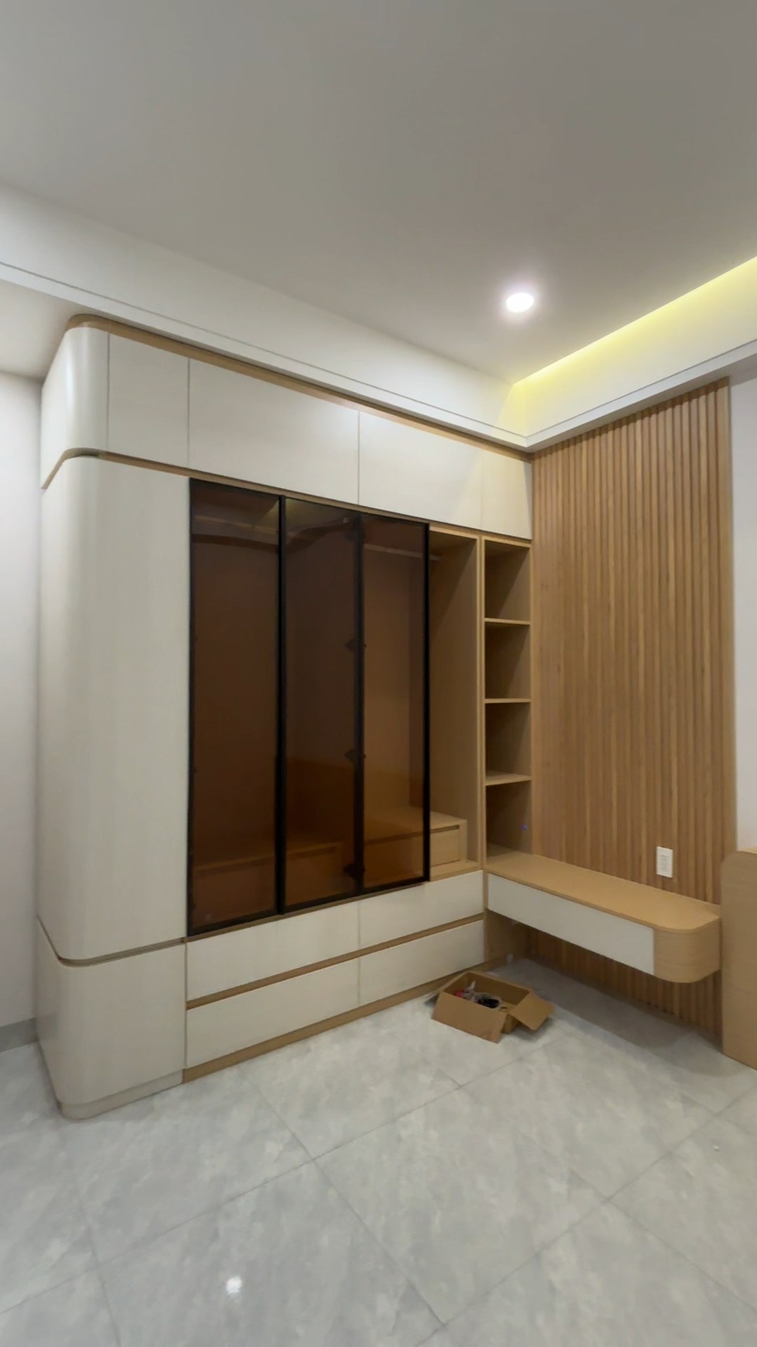 ban giao nha anh hung 6